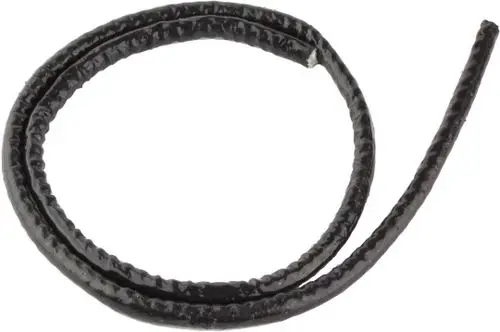 Schwarze Dichtschnur von Bosch, in spiraliger Form, auf einem hellen Hintergrund liegend.